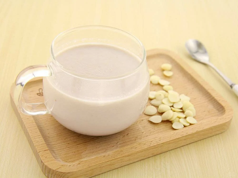 一杯暖暖的自制杏仁露，肿瘤患者的冬季饮品