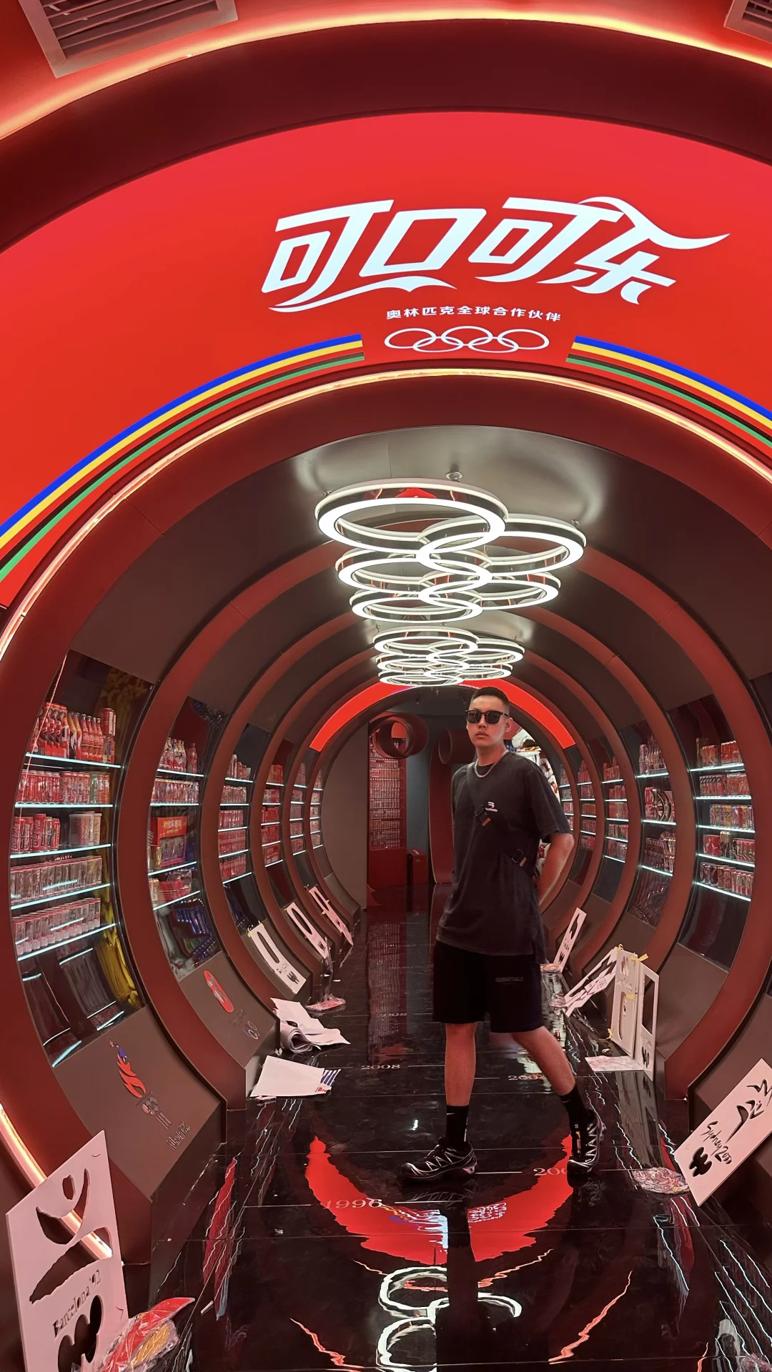 有两万多瓶可乐❗️❓