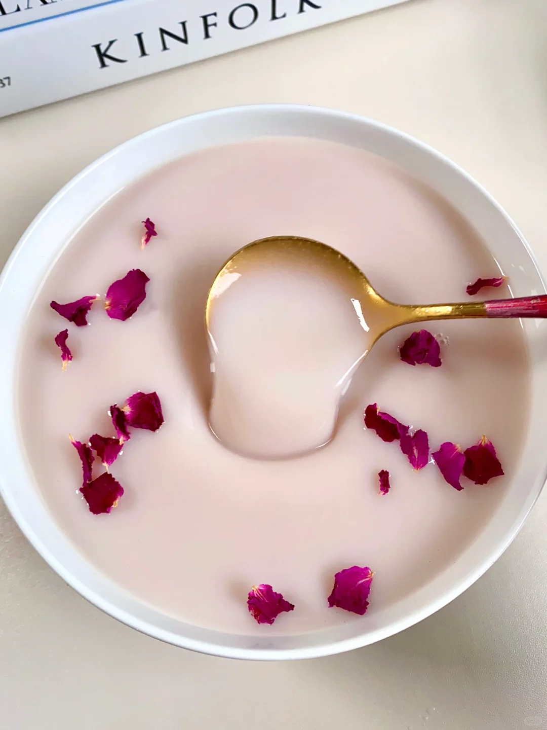 女孩子要多多喝这个！气色好皮肤也润润哒！！