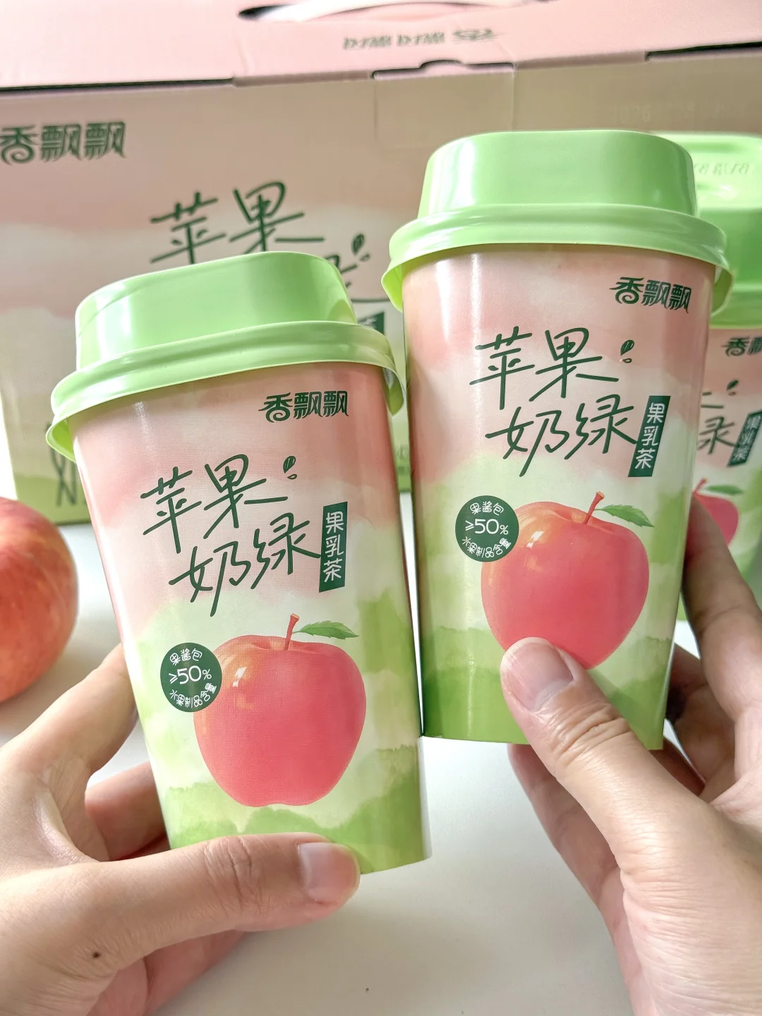 矿泉水泡奶茶?香飘飘你真的…