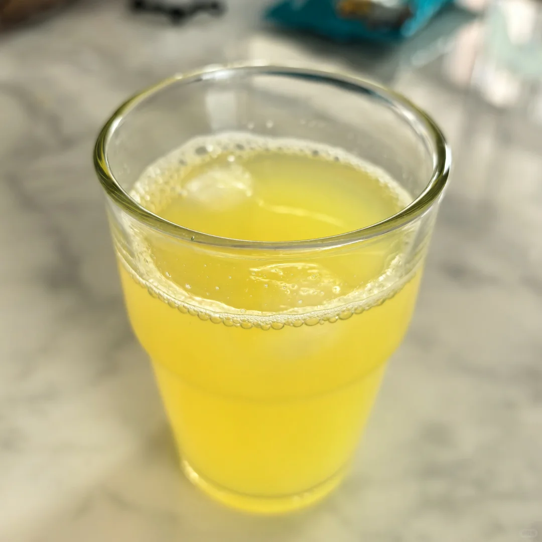 第一次榨出颜色这么漂亮的苹果汁