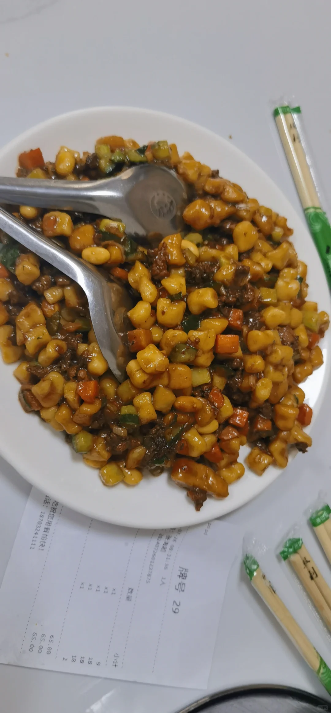 究竟是谁一直在推荐砣姐小吃啊！踩雷！！！