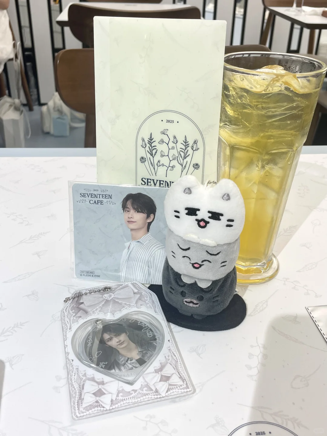 ?｜“大吃一口”?️“怎么吃的是纸片?!”