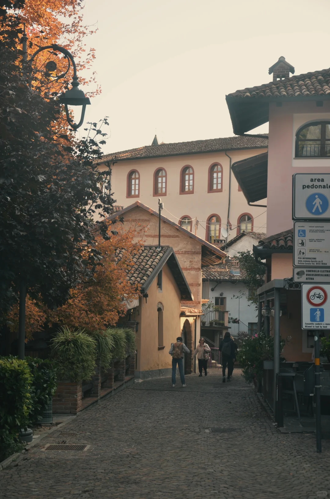 ?? 在意大利最佳葡萄酒产区爽爽喝酒