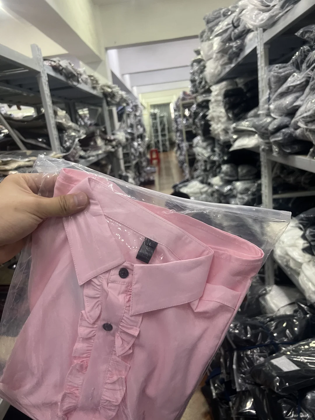 现在做跨境服装还能不能赚钱？