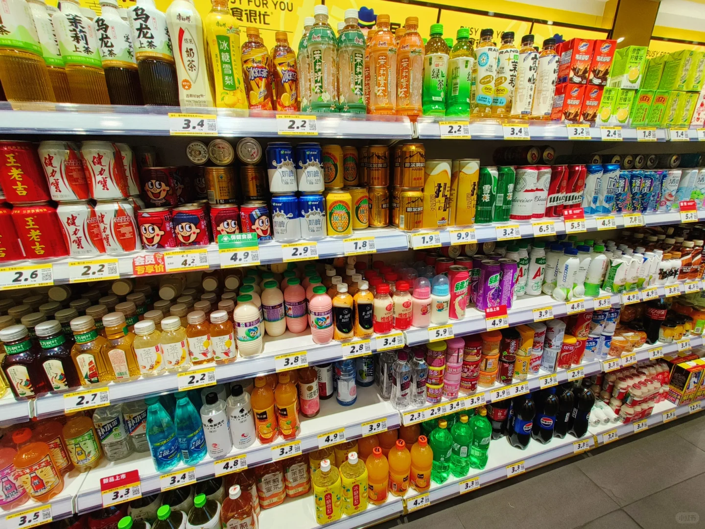 满满的货架 你喜欢喝什么？