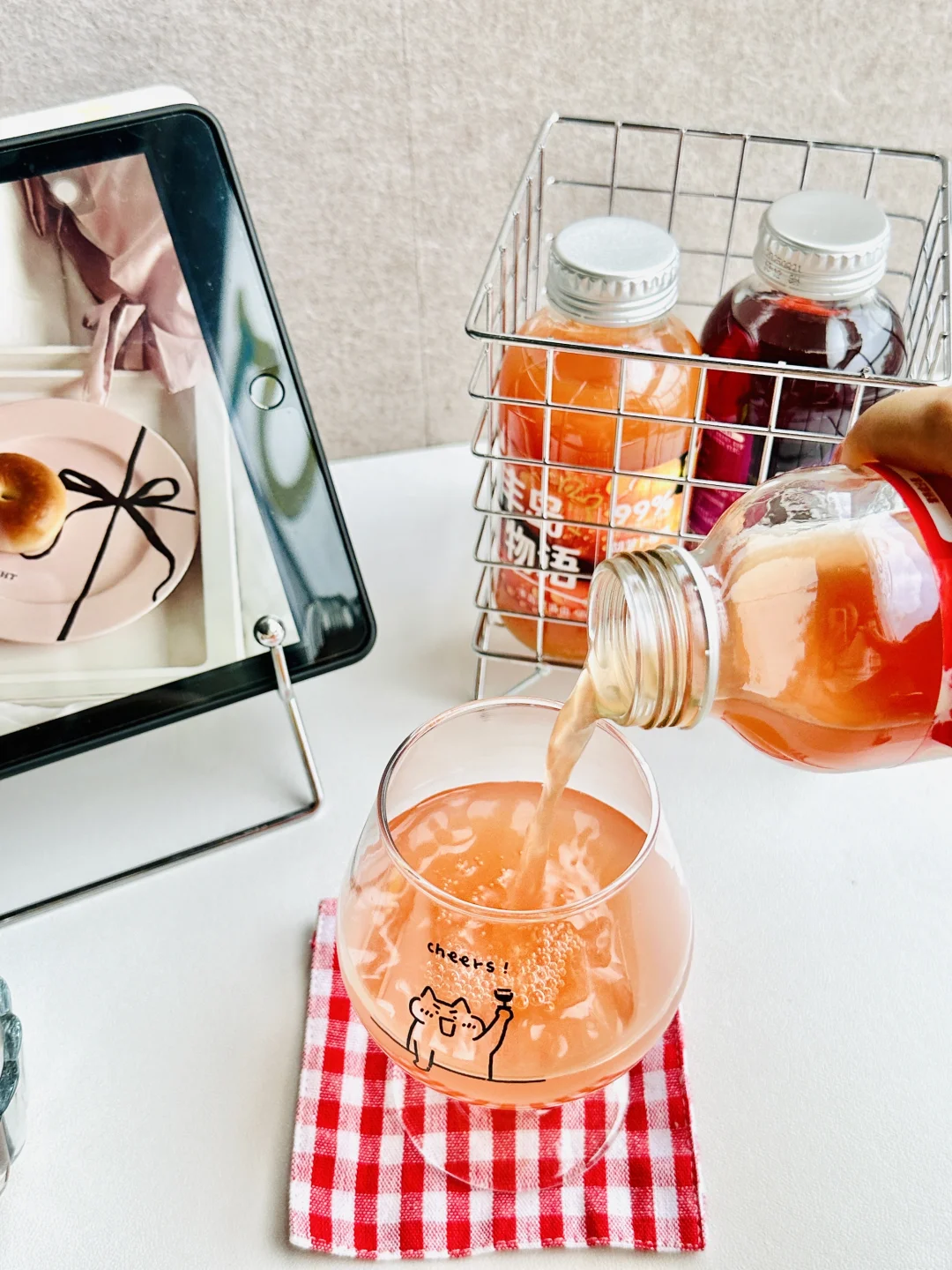 96教师| ?月亮慢慢变圆，事情慢慢如愿??