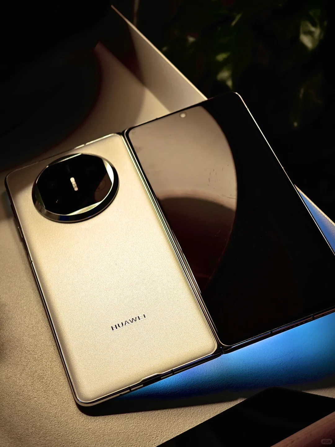 电子茅台华为Mate X5到手了，挺失望的