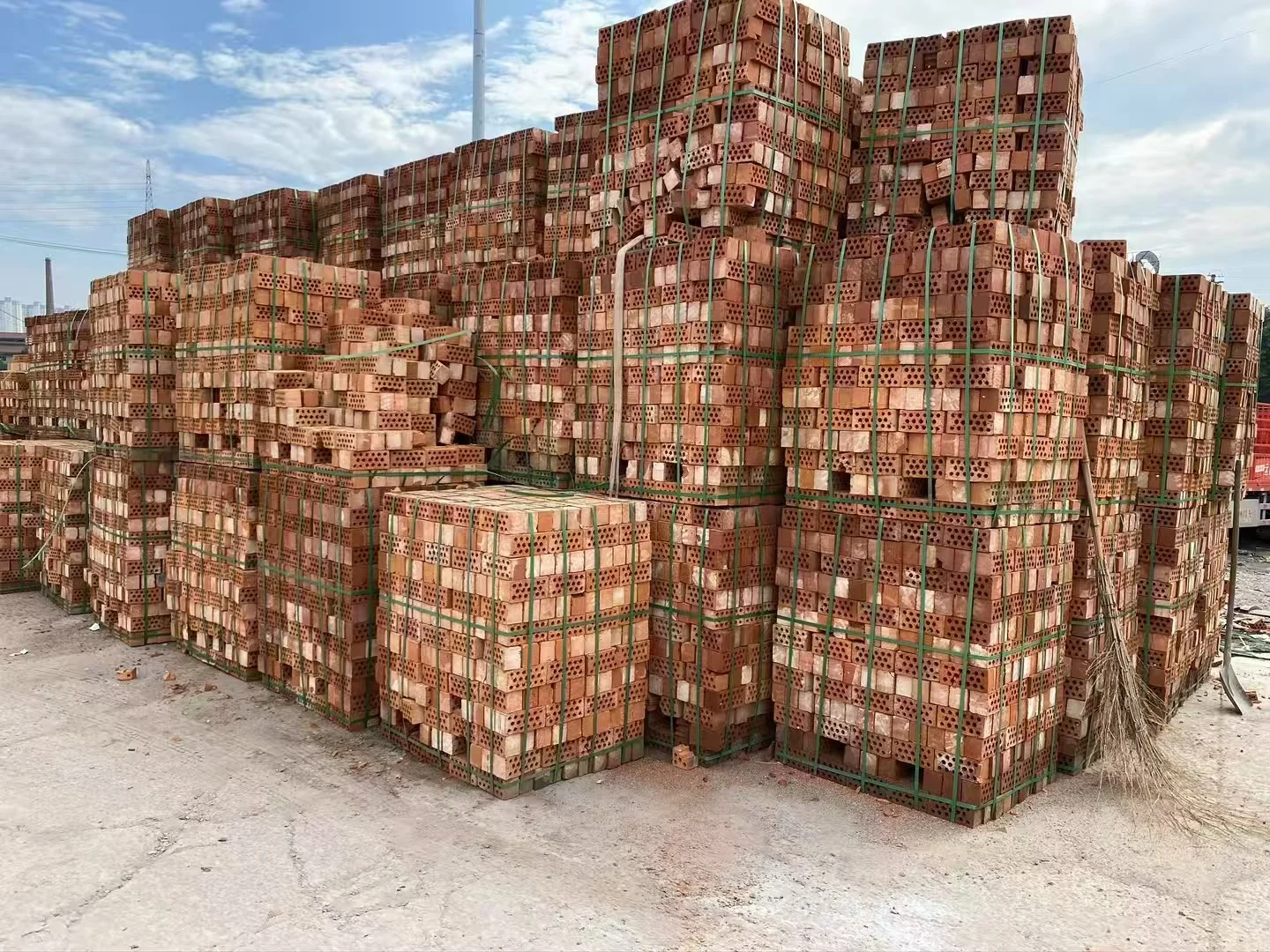 无锡长期提供黄沙水泥各种建材配送