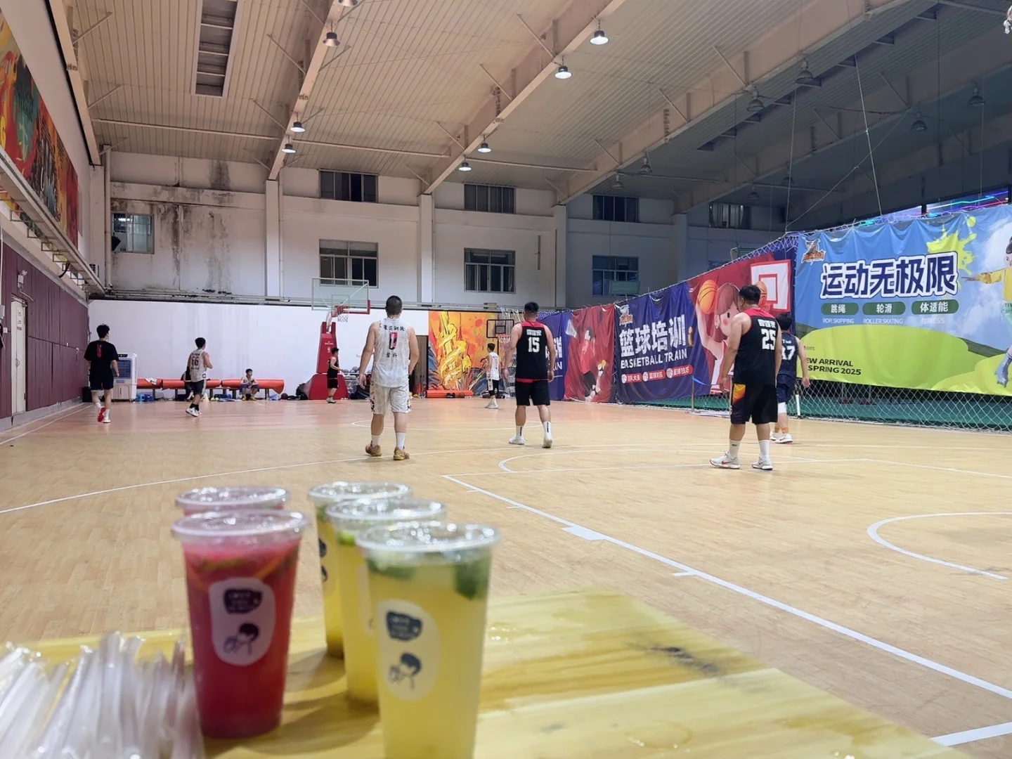 好喝的新品?石榴汁冰柠茶出摊啦??