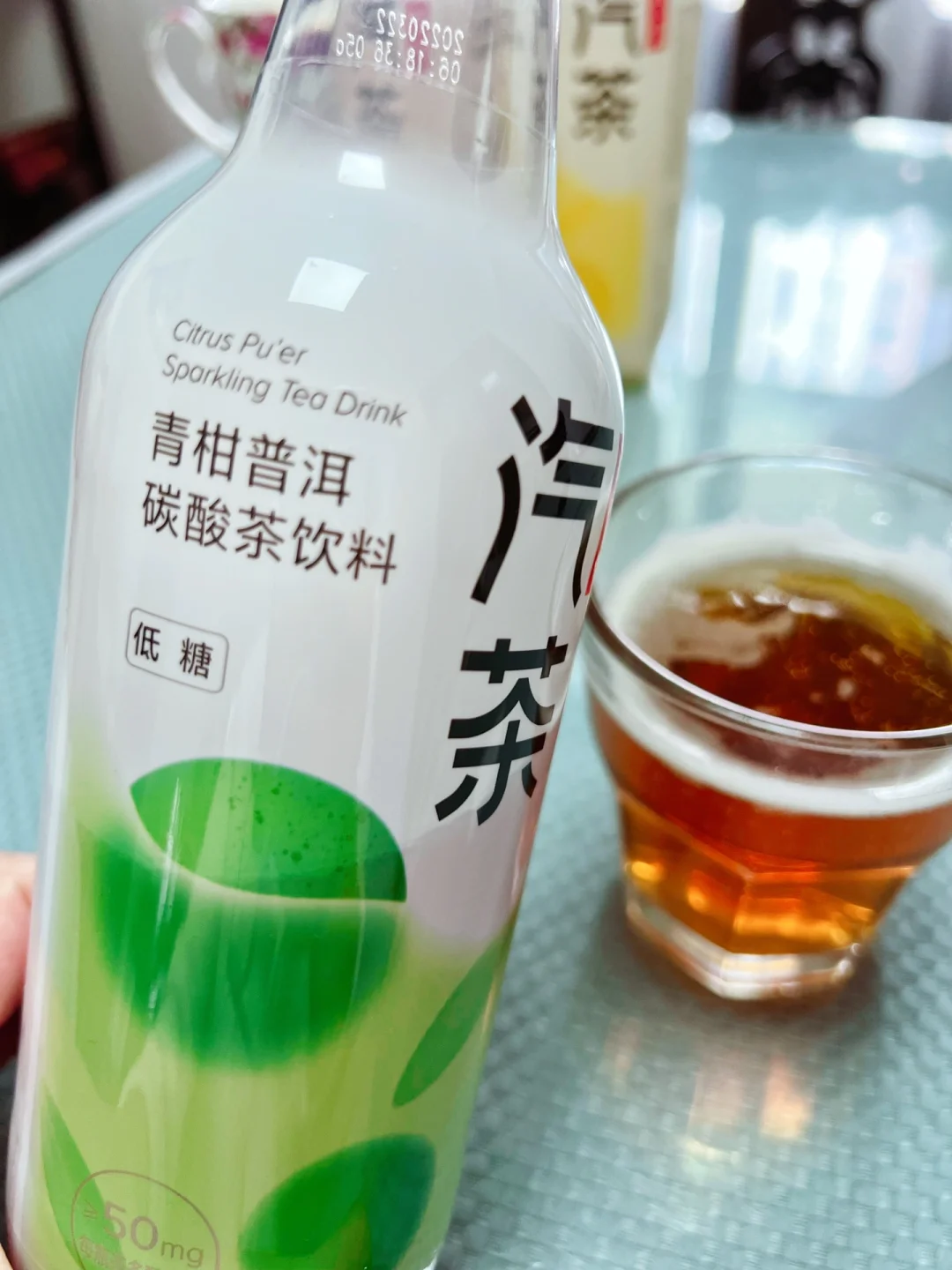农夫山泉汽茶/青柑普洱碳酸茶饮料
