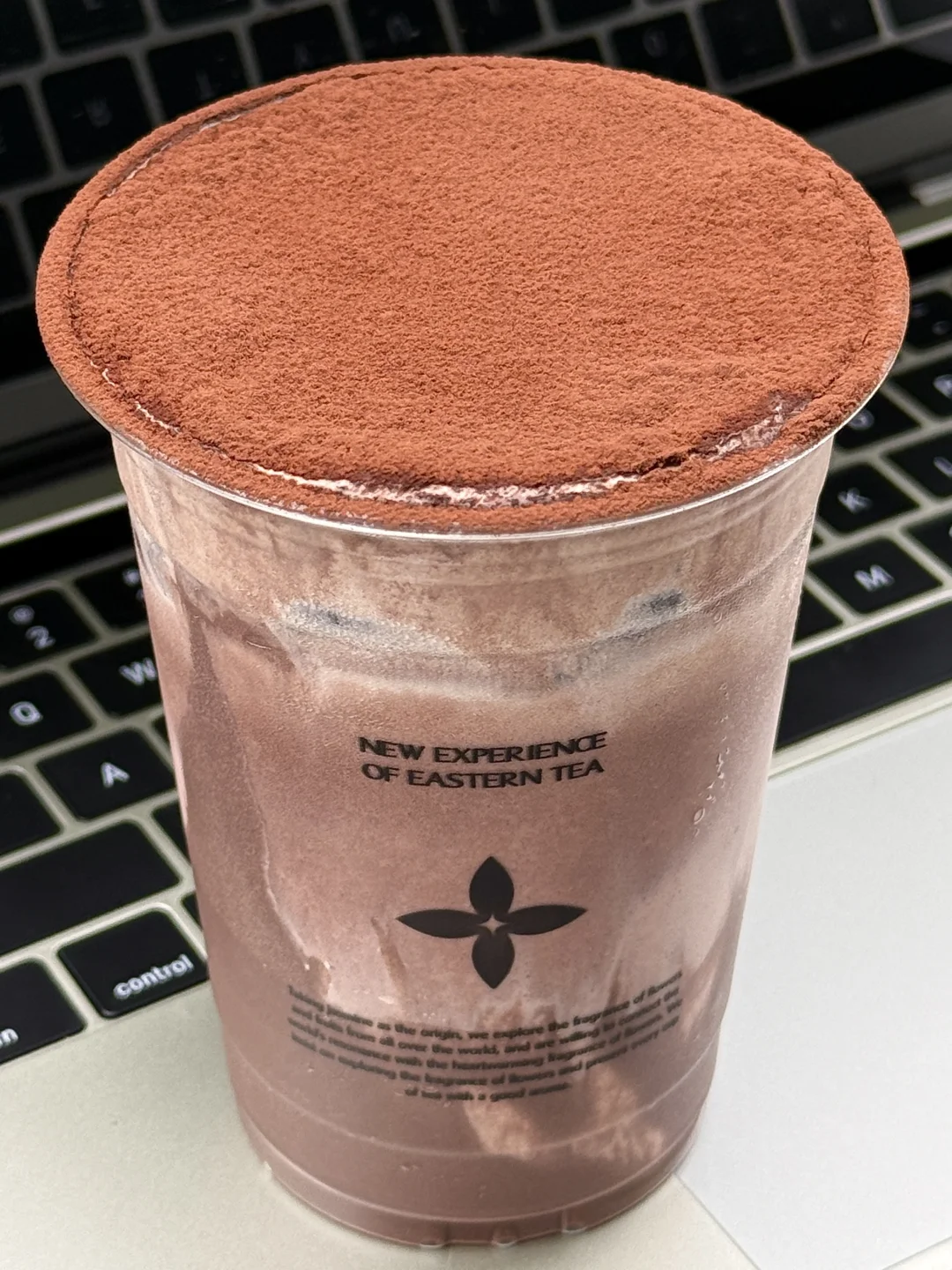 拜见茉莉奶白巧克力奶茶大王!!!!!!!