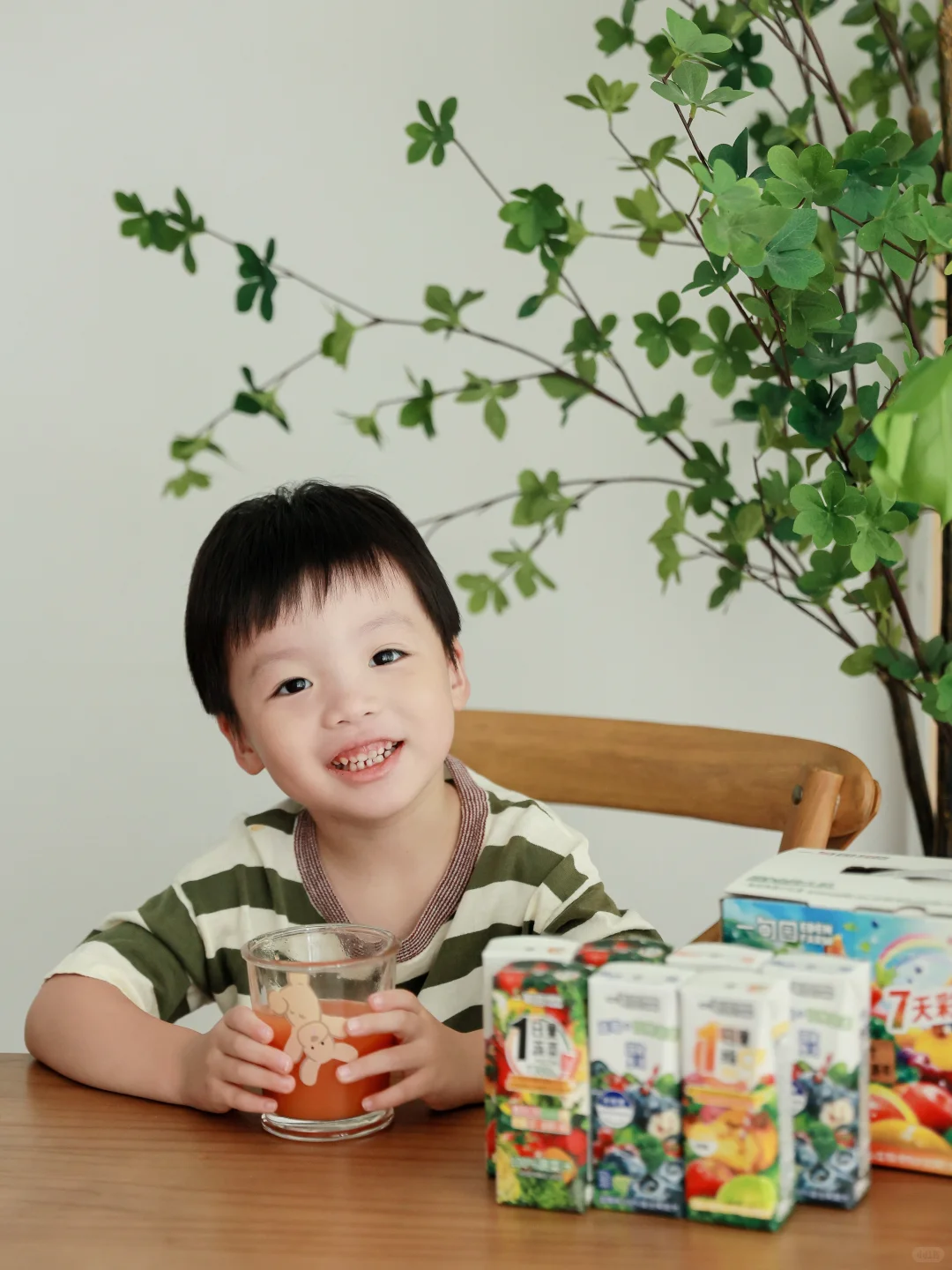 不爱吃蔬菜?的娃 一箱果蔬汁喝七天~