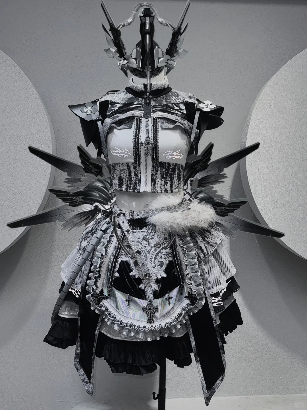 ??金属系机械衣装