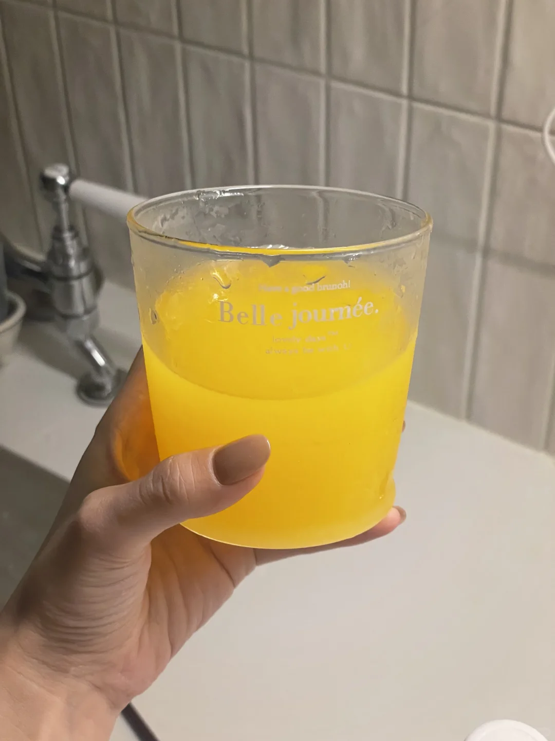 ?谁懂这一杯半夜的冰镇果汁啊！