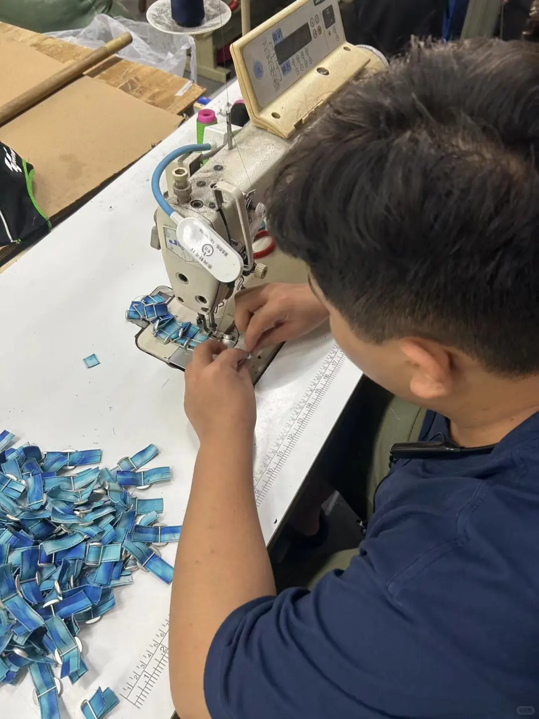 东莞石排帽子工厂，寻求外贸公司合作！！！