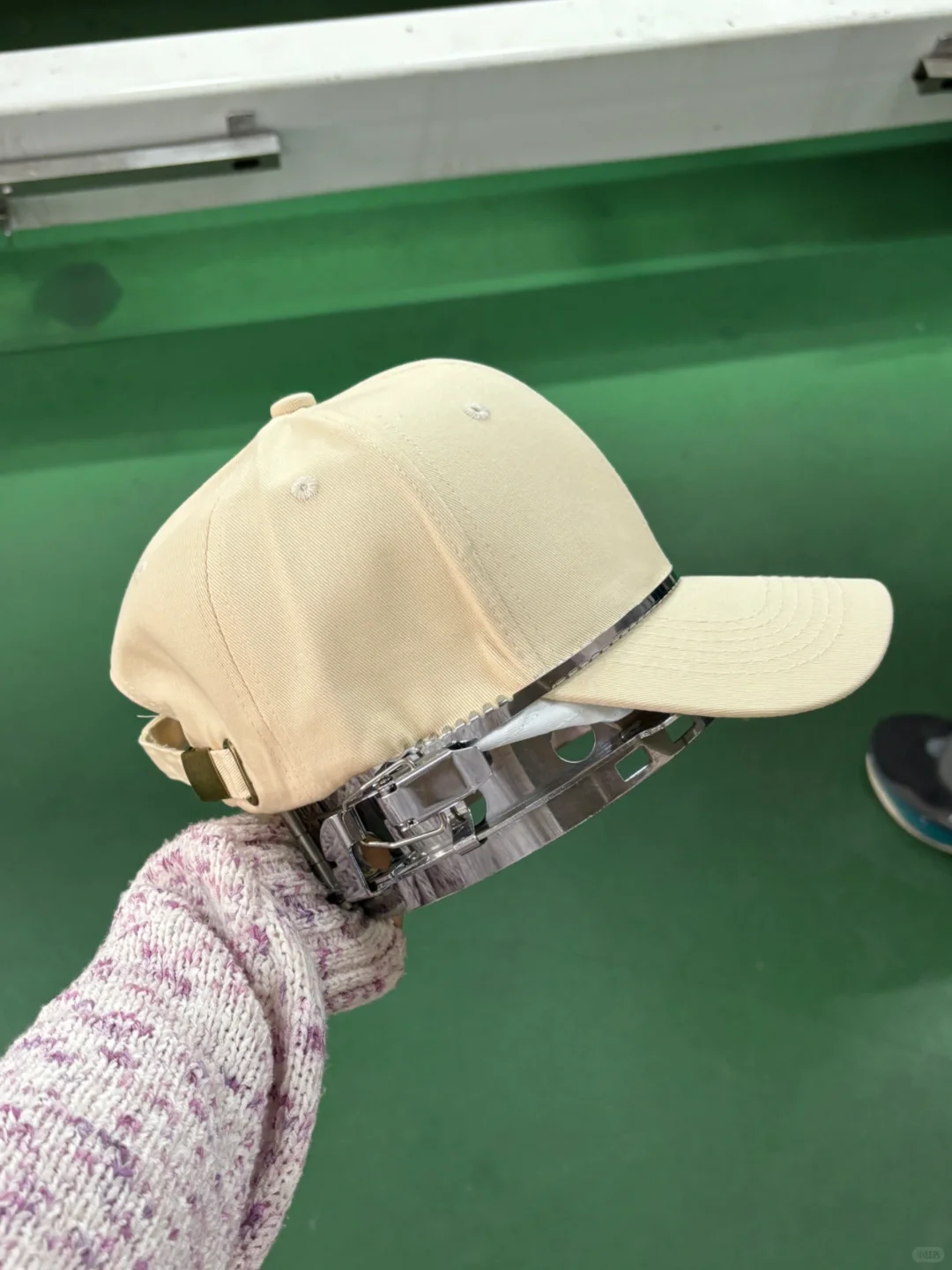 论一顶立体刺绣的帽子是如何诞生的?