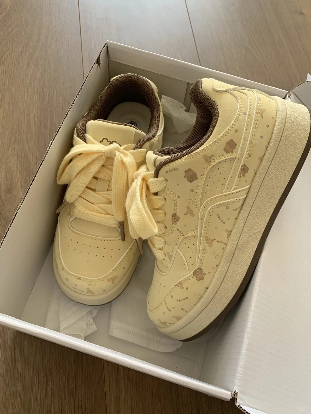 姐妹们 早秋穿这双怎么样！！！