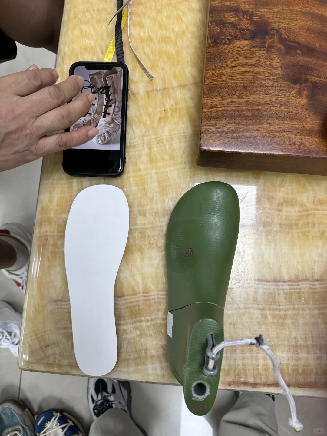 拜访了山本耀司鞋履代工厂