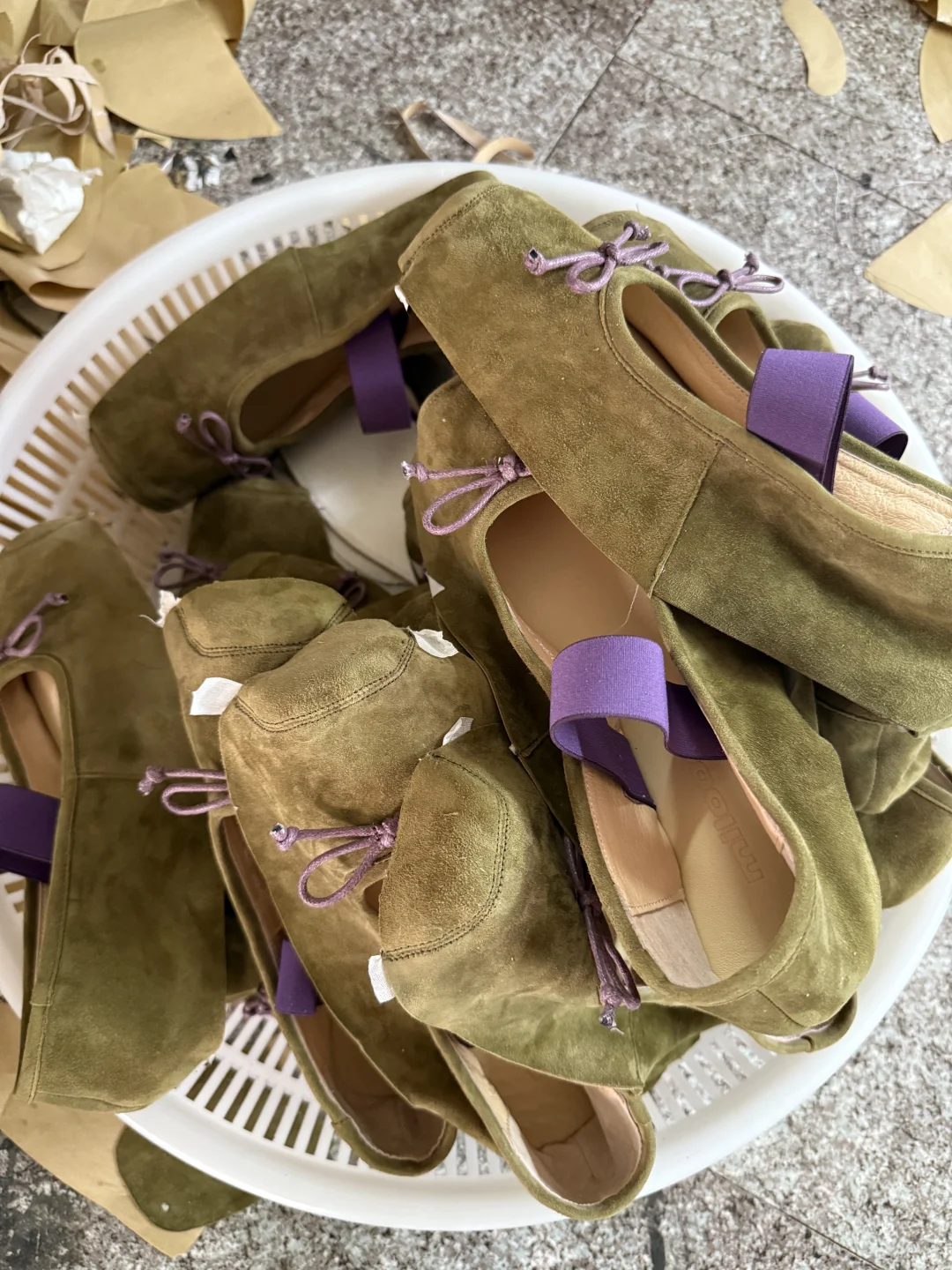 ?做工复杂的芭蕾舞鞋?