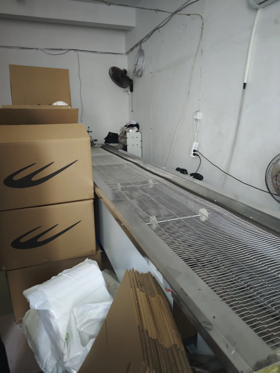 帽子主打“小单快反与灵活定制