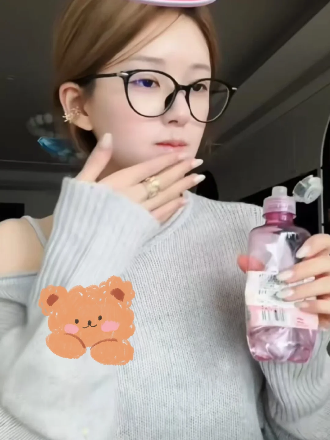 露思同款矿泉水耶