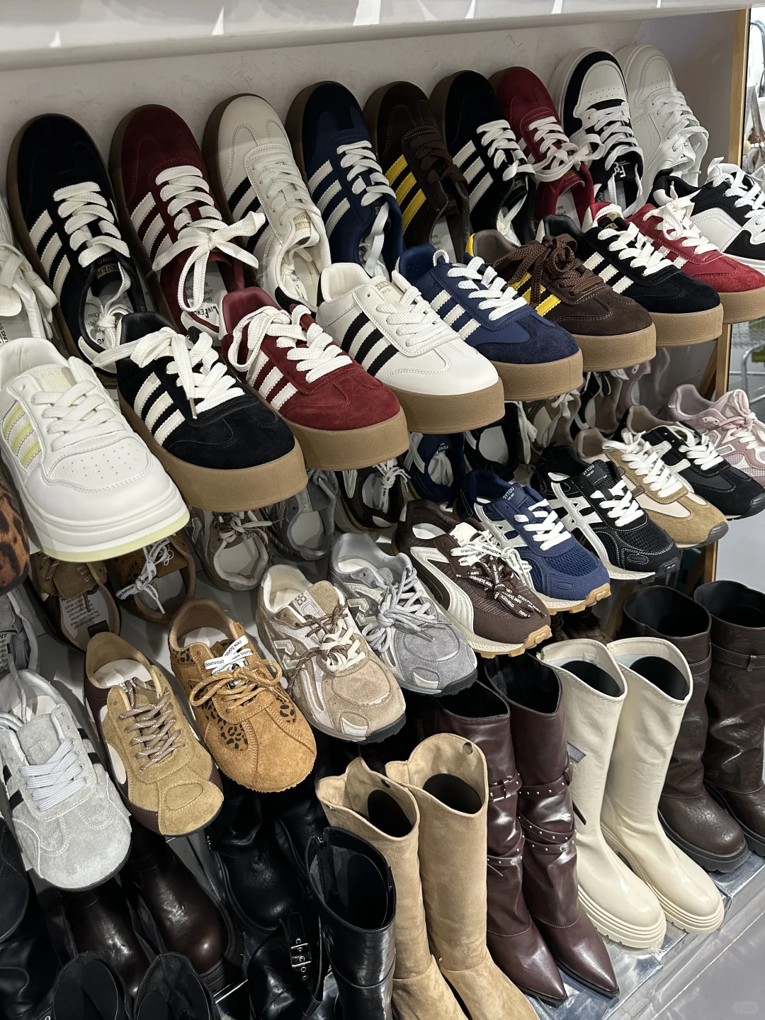 好喜欢这家鞋店！???