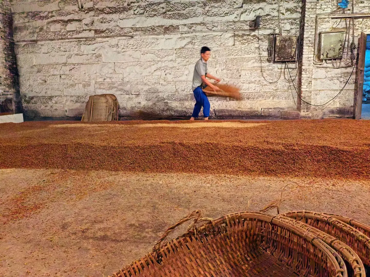 60度的领添加纯粮原浆酒，20一斤？敢信？