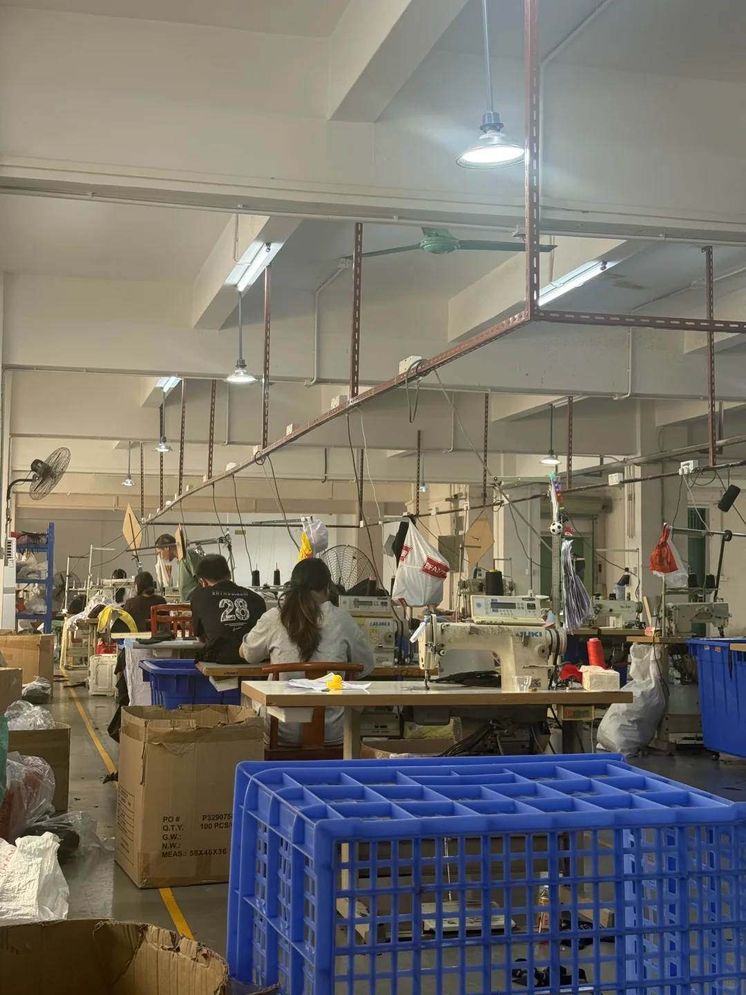 帽子工厂，专业生产帽子，帽子定制工厂