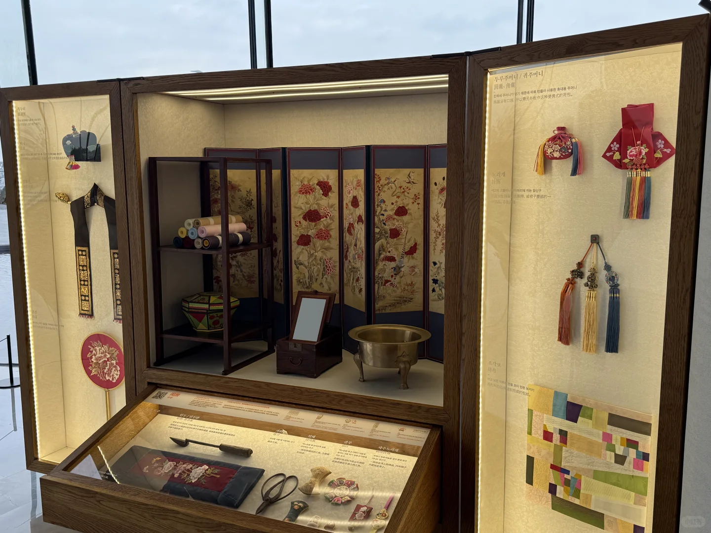 服之艺——中韩服饰艺术交流展