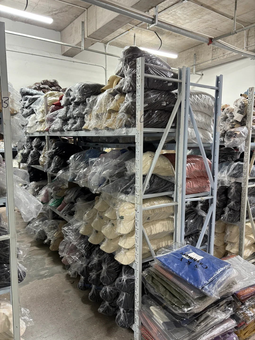 帽子尾货工厂这里真的别错过了?