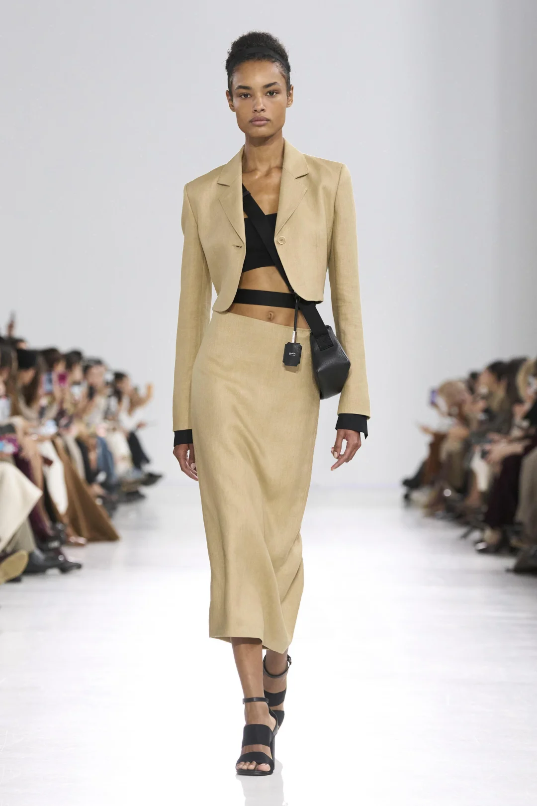 2026春夏米兰（Max_Mara）女装发布会