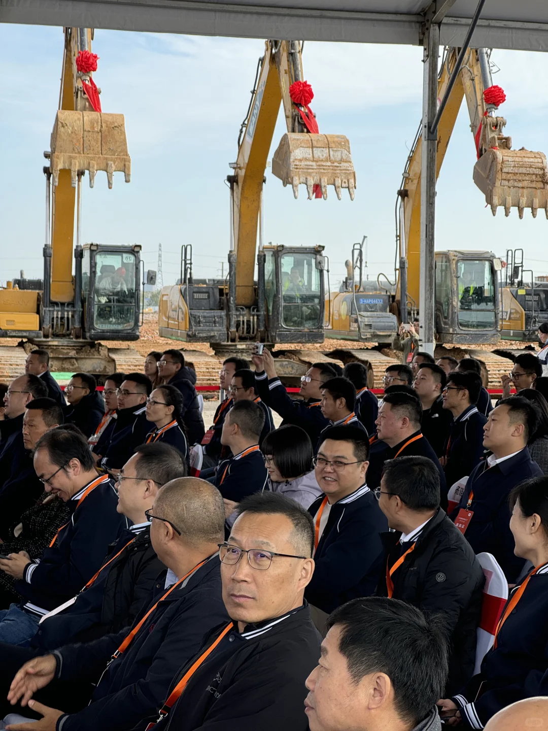 雷总认真了，开建智能家电工厂！董大姐慌了吗