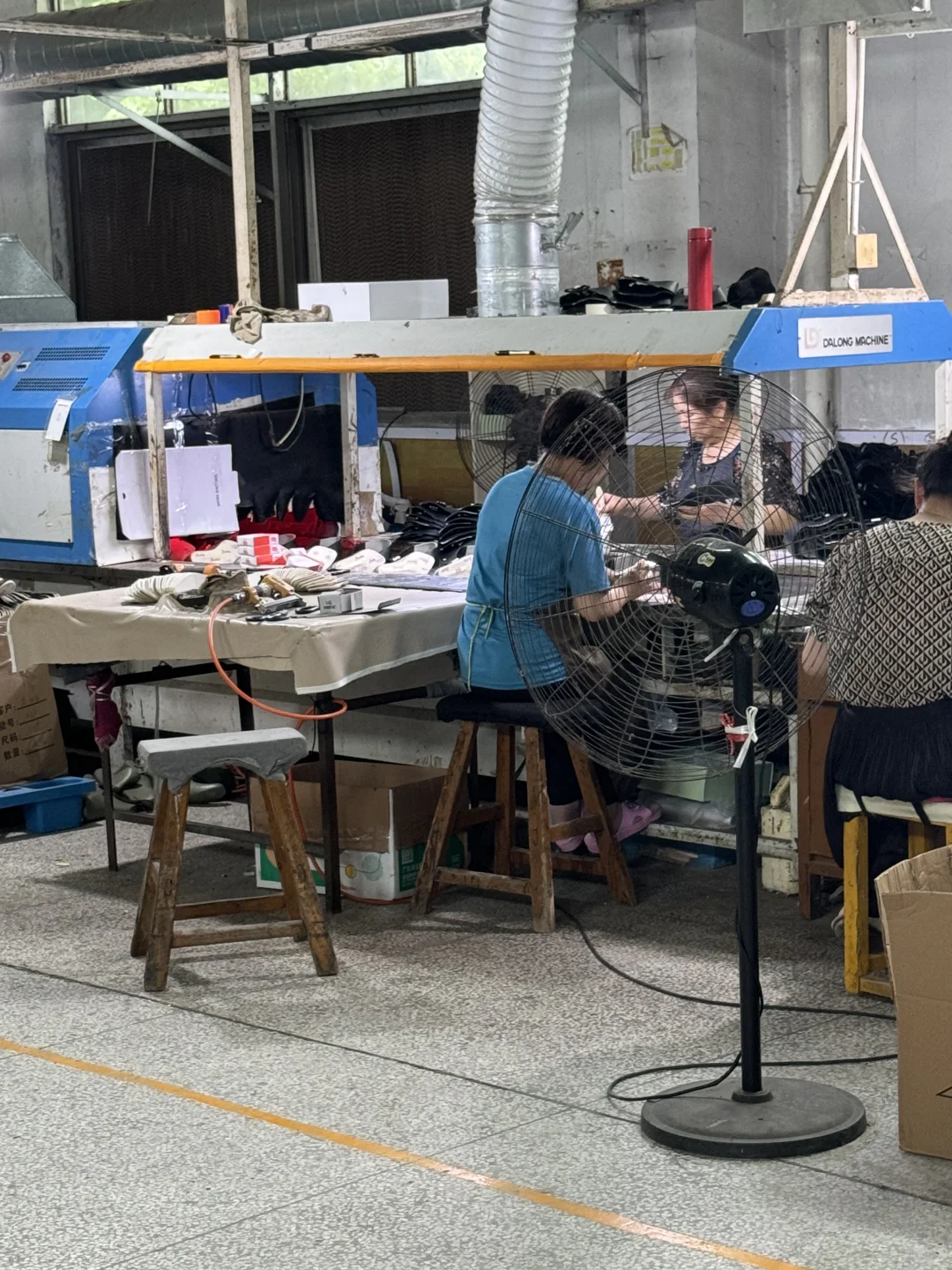 真实00后自己的鞋厂！！！