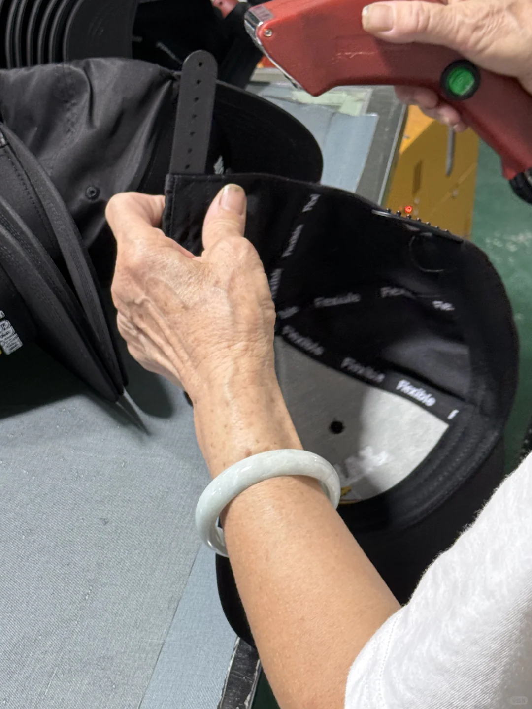 想做帽子的看过来!中高端源头帽厂实拍?