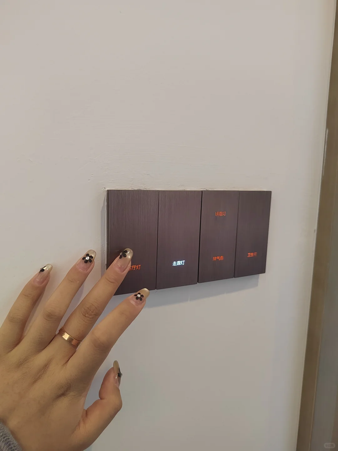 KNX智能开关源头厂家?