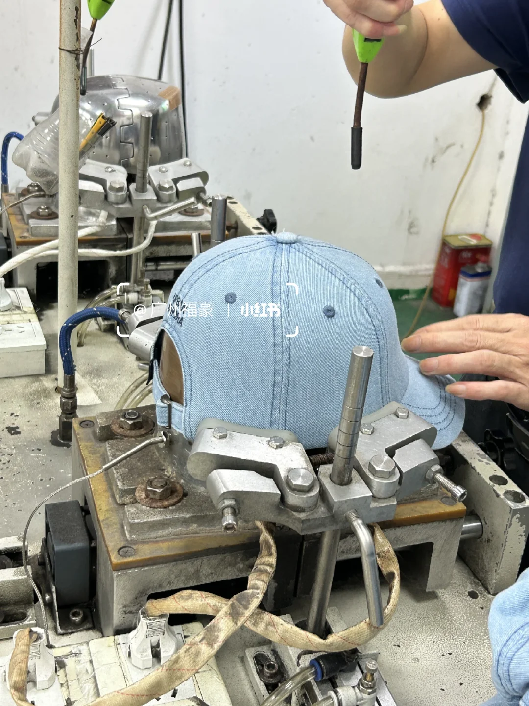 帽子工厂生产车间