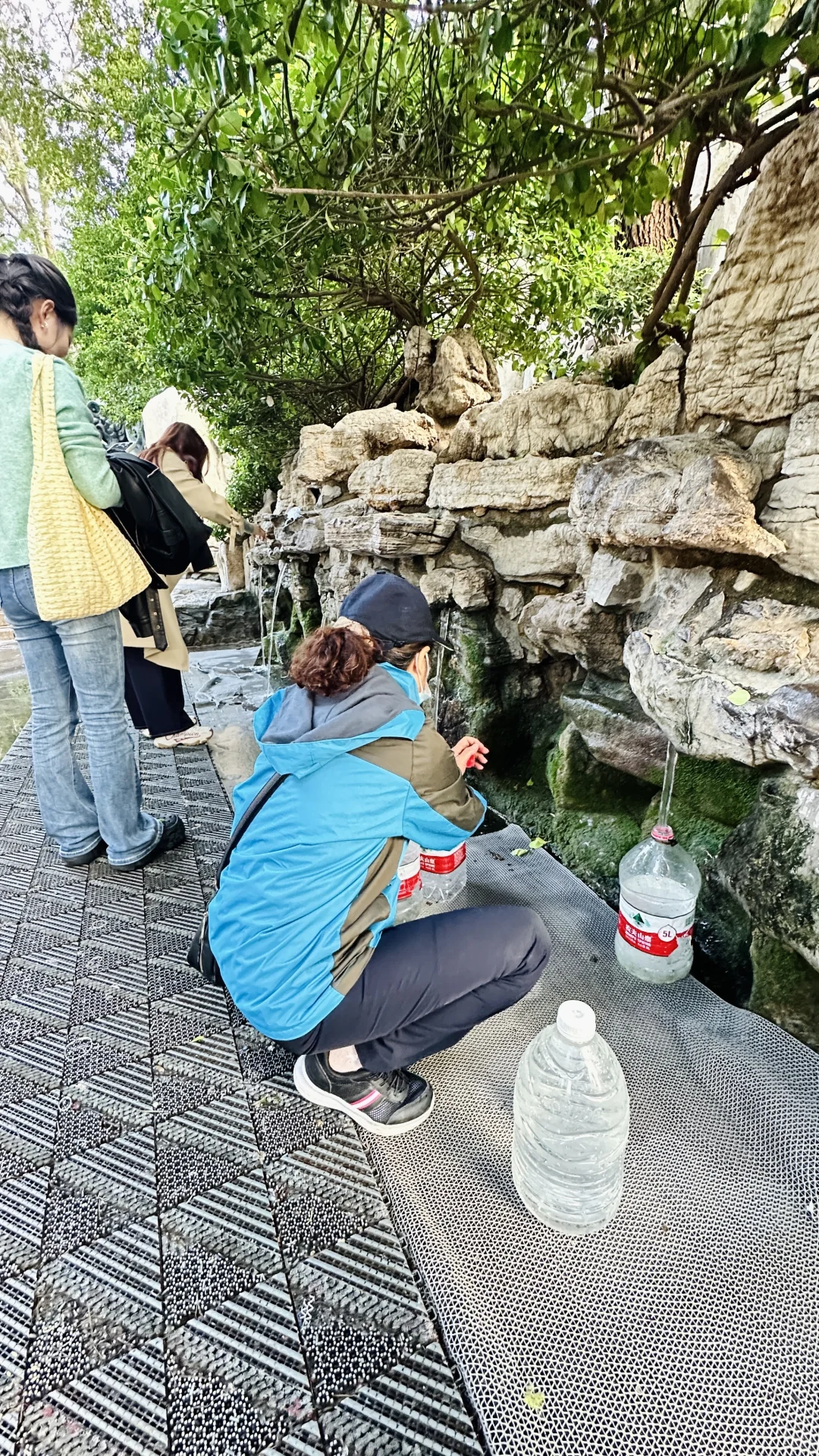 济南的泉水杀疯了！！！！！！！50年不遇