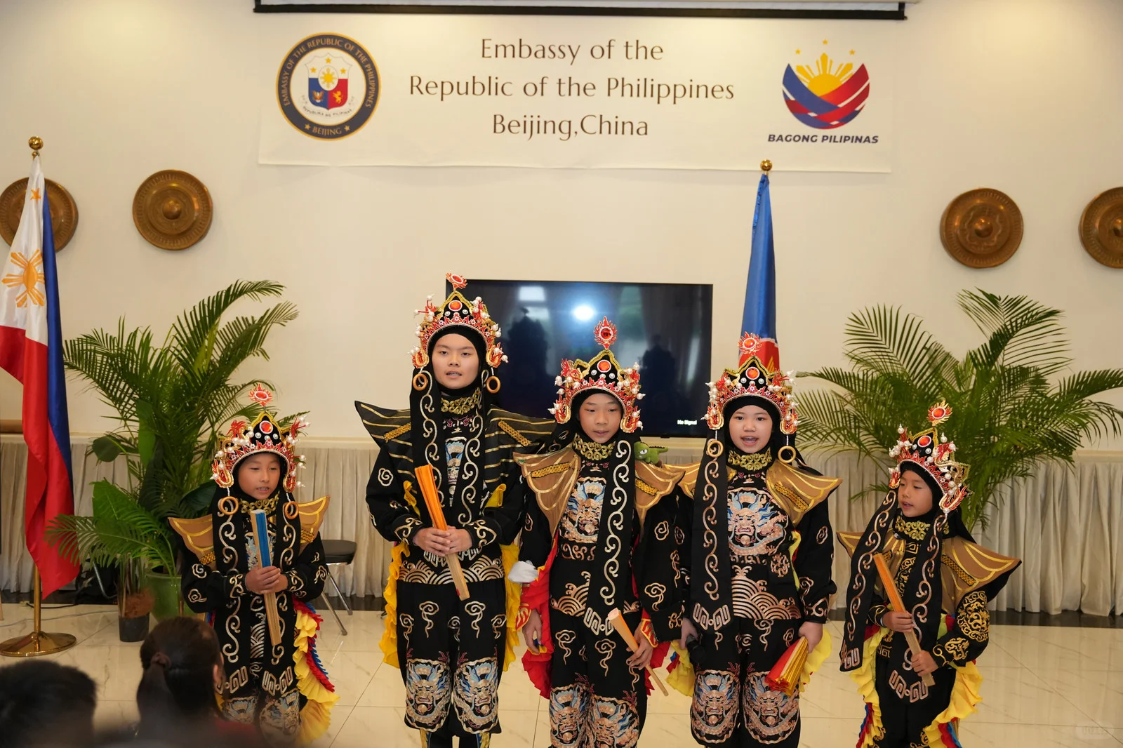 非遗变脸国际文化交流使者