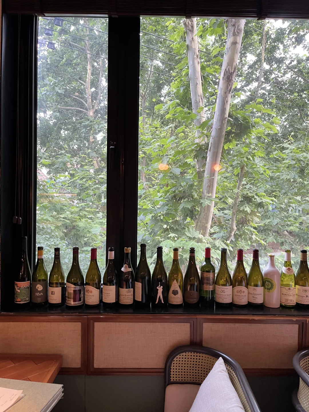 95后卖葡萄酒创业的一天?