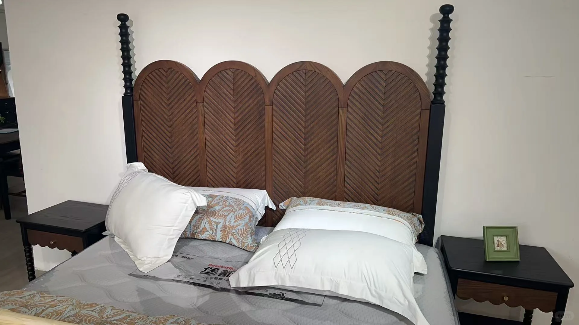 成都中古风源头工厂?只做纯实木中古风批发