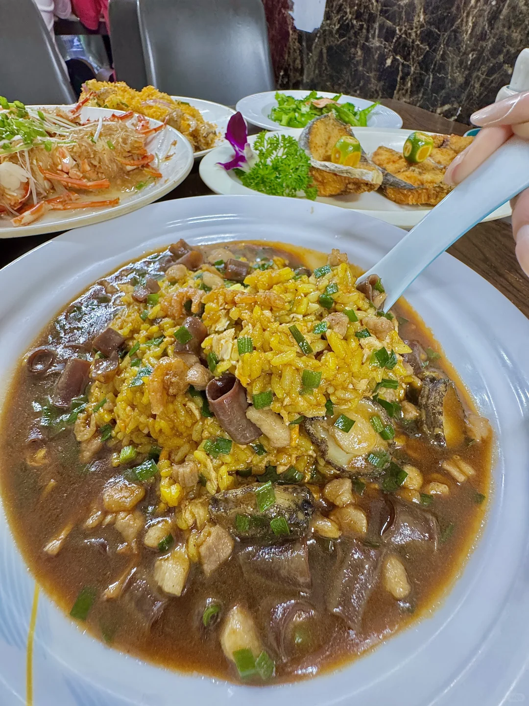 三亚一市场！终于找到坠好吃的海鲜店?