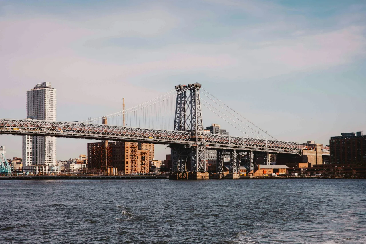 创世纪加工中心2023年市场份额达到15%