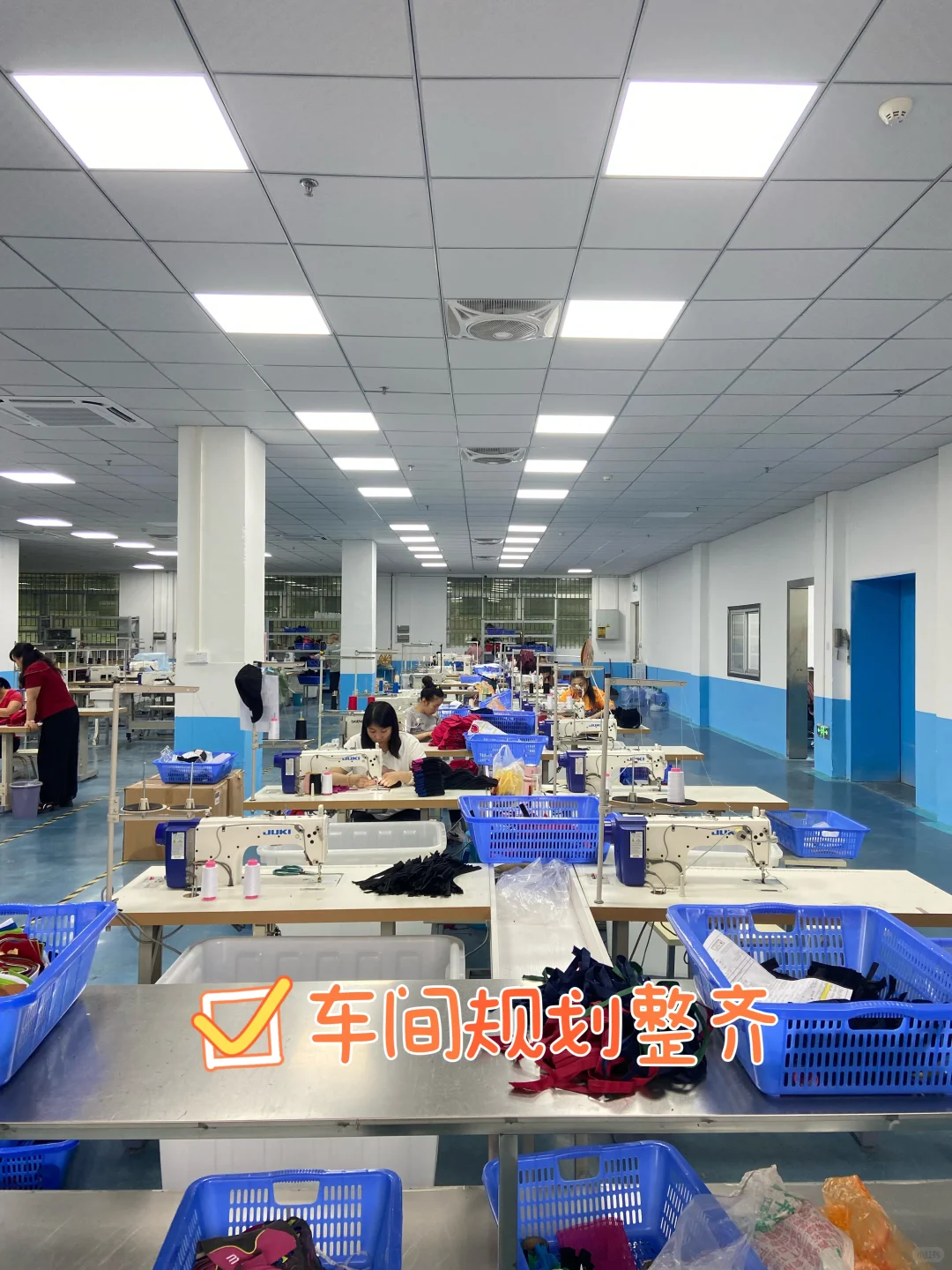 干净整齐的帽厂是什么样的？