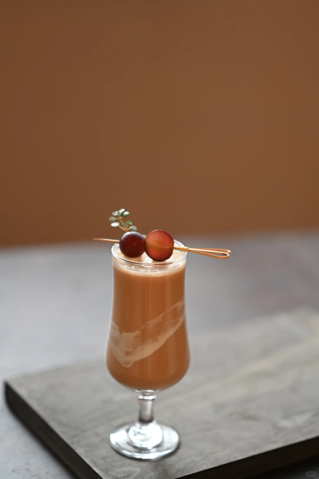 不如就自己调一杯夏日专属果茶呀！