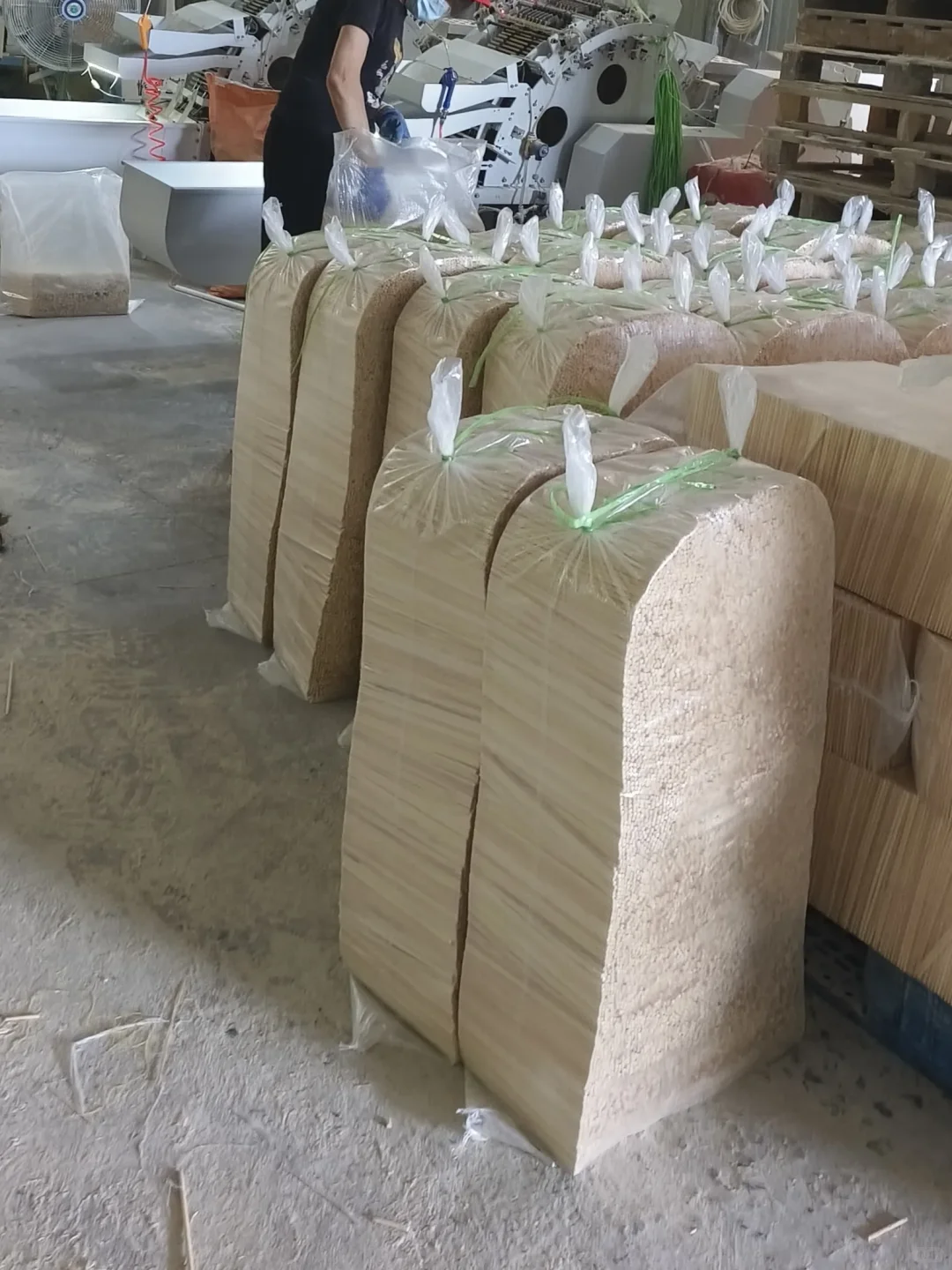 在小县城，也有好找销路的加工小生意！