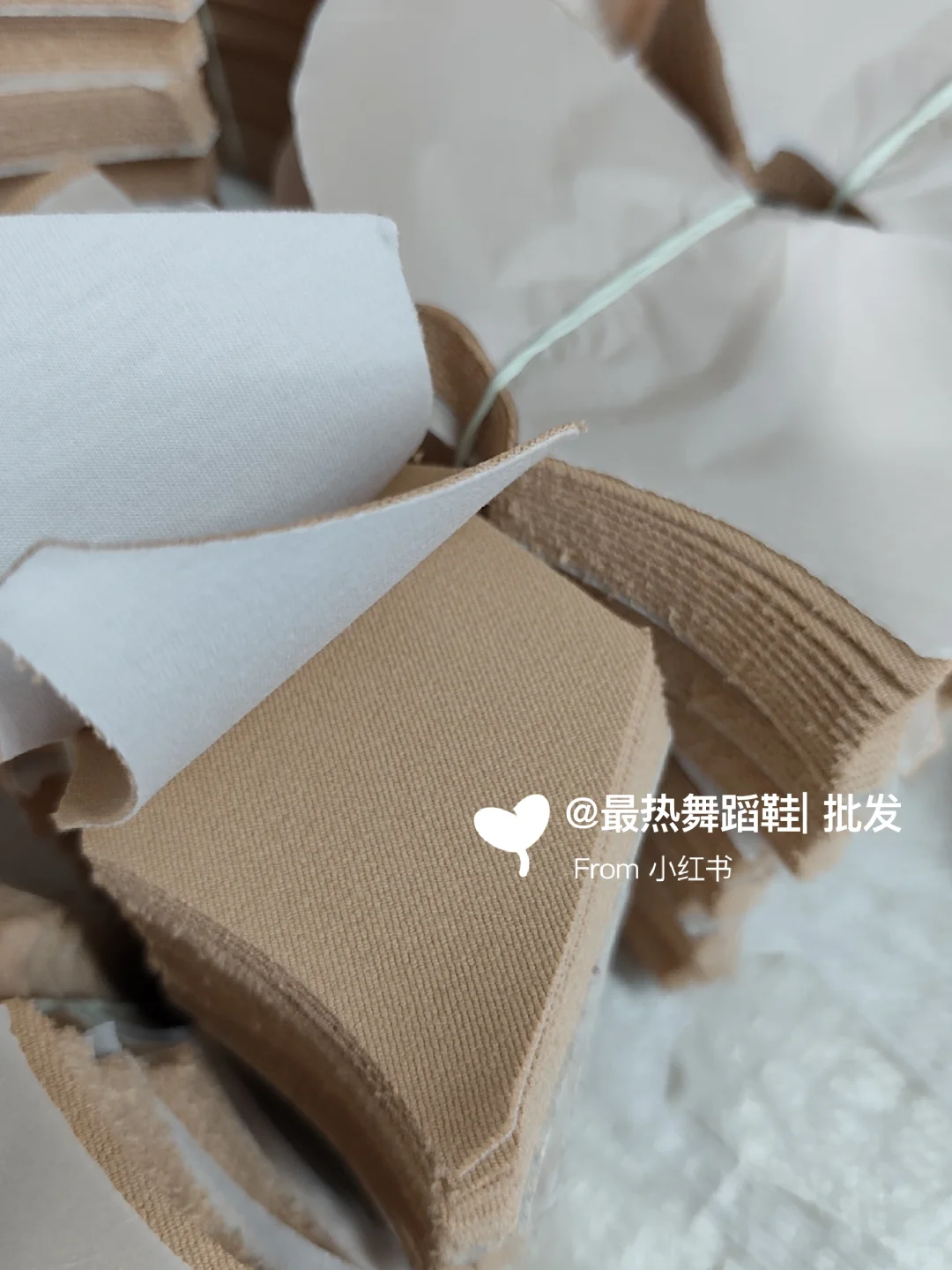 舞蹈软鞋生产厂家