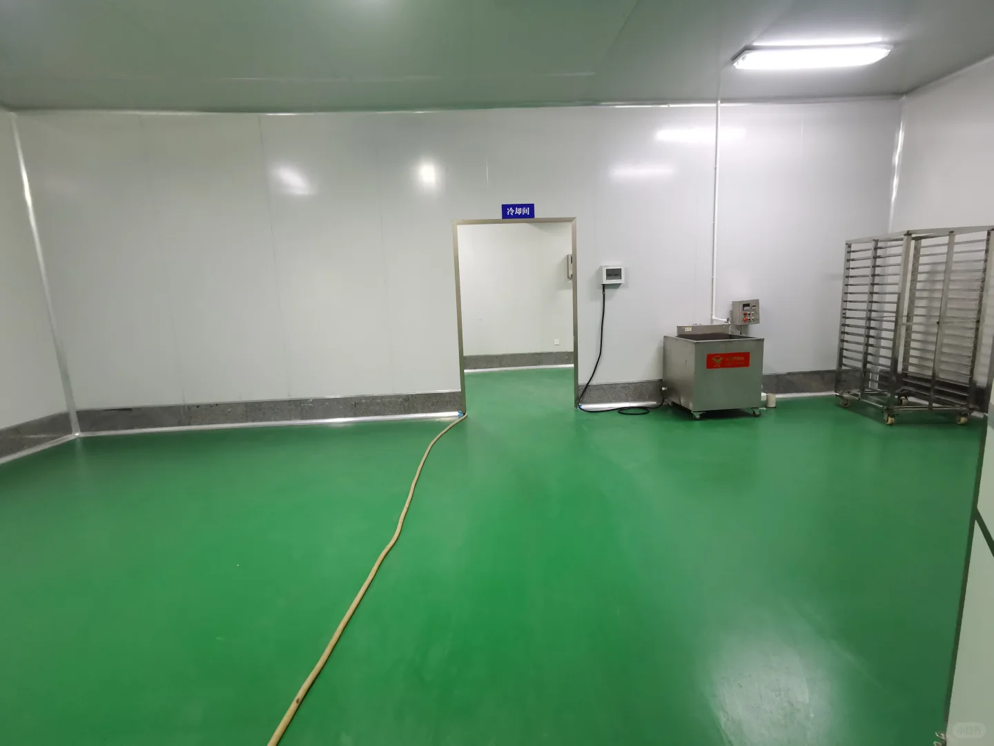 在燕郊有一个这样子的食品加工厂