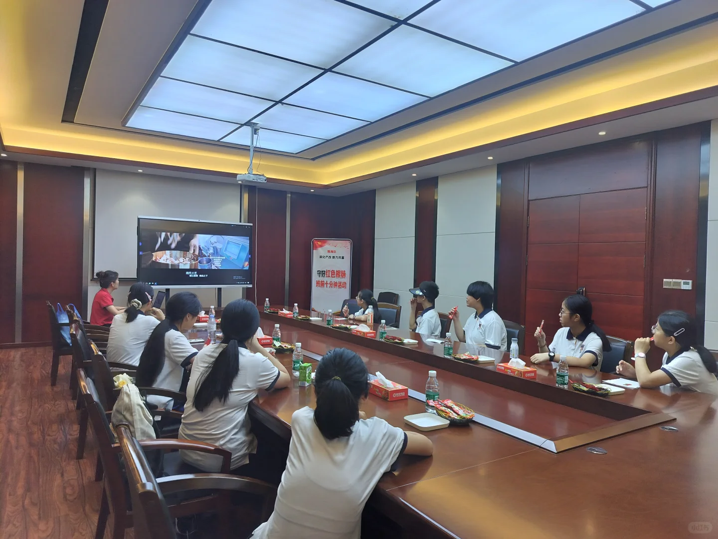 ?温州中学生闯关修文食品厂实录！