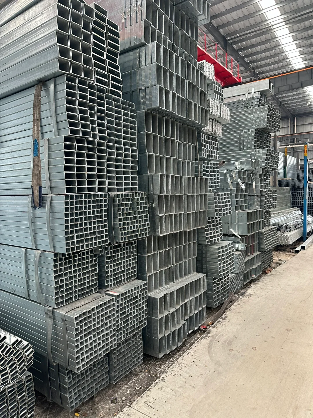 ?佛山乐从钢铁世界 | 镀锌方管专业户来啦！